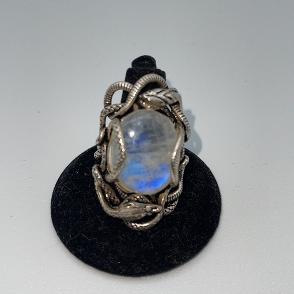 Sterling Silver Moon Stone Ring - Picture 1 of 7